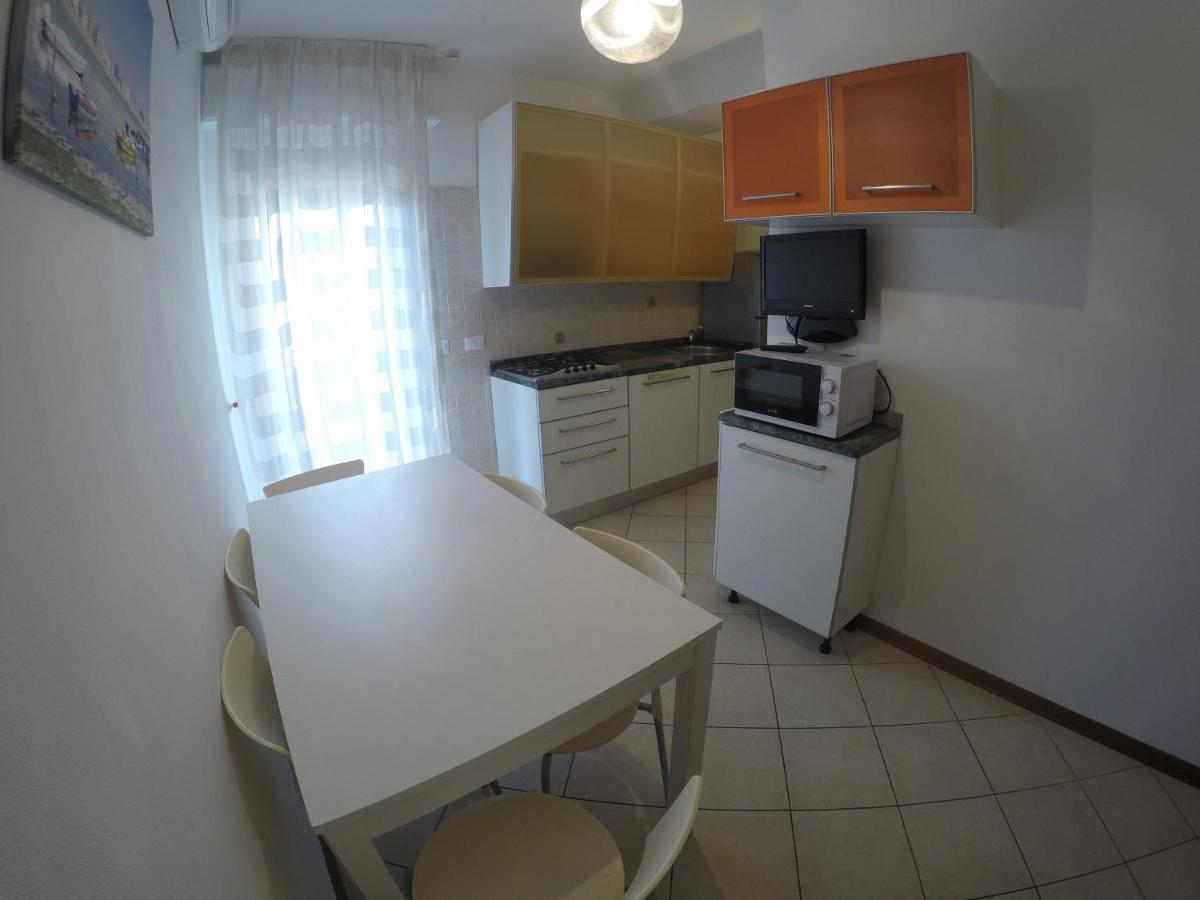 Residence Caorle Apartments - Agenzia Cocal Bagian luar foto