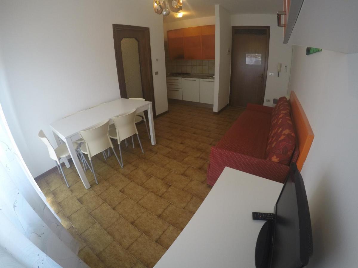 Residence Caorle Apartments - Agenzia Cocal Bagian luar foto